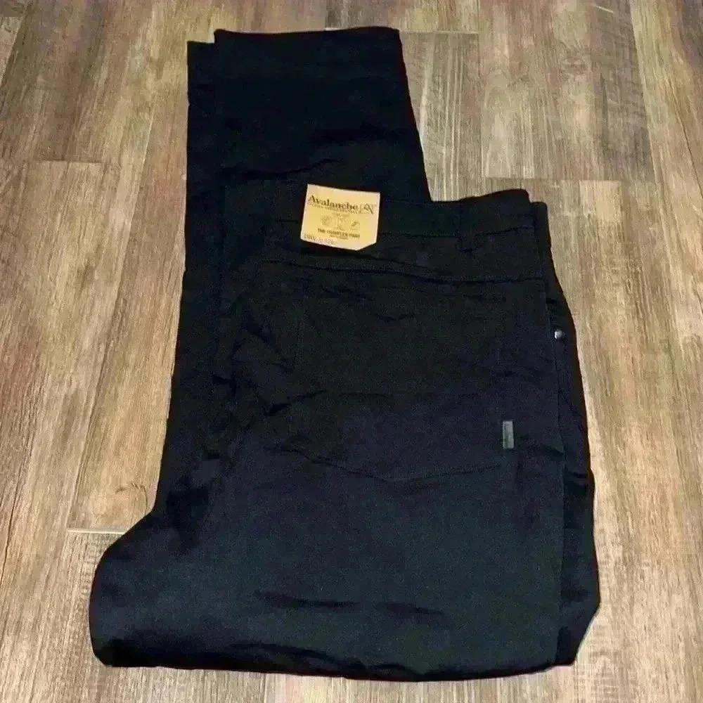 Avalanche‎ Men's Stretch Knit the traveler pant 38x32 NWT